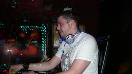 DJ  MARTIAL